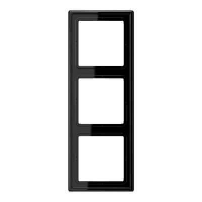 Рамка 3-постовая Jung LS 990 черная LS983SW