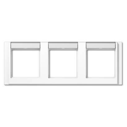 Рамка 3-постовая с шильдиком горизонтальная Jung A 500 белая A5830NAWW