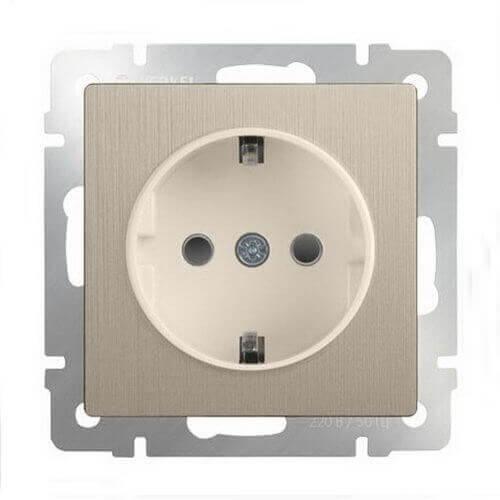 Розетка Werkel с заземлением шампань рифленая WL10-SKG-01-IP20 4690389085246