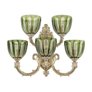 Бра с тремя плафонами зеленого цвета