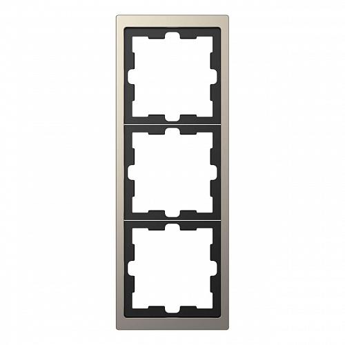 Рамка 3-постовая Schneider Electric Merten D-Life MTN4030-6550
