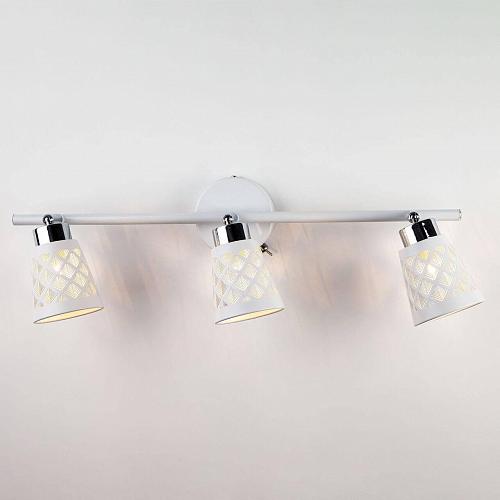 Настенный светильник Eurosvet 20060/3 белый