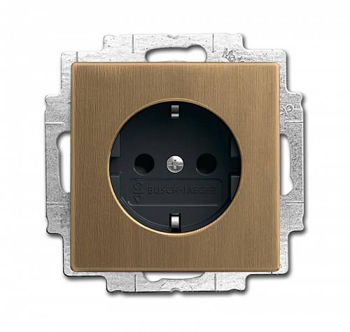 Розетка ABB Dynasty Schuko с/з 16A 250V со шторками подсветкой безвинтовой зажим латунь античная/антрацит 2CKA002013A5399