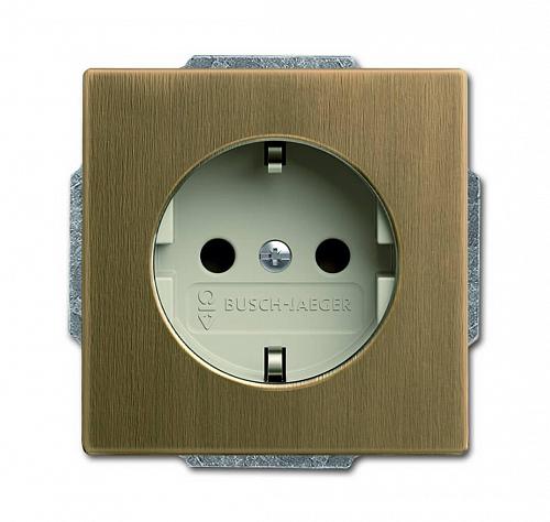 Розетка ABB Dynasty Schuko с/з 16A 250V со шторками безвинтовой зажим латунь античная/слоновая кость 2CKA002013A5398