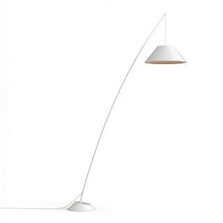 Изогнутые торшеры белого цвета