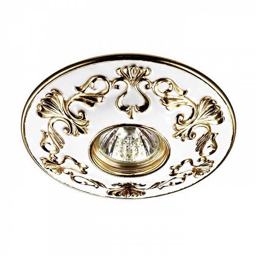 Встраиваемый светильник Novotech Spot Pattern 370215