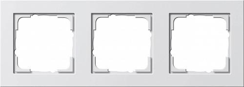 Рамка 3-постовая Gira E2 чисто-белый шелковисто-матовый 021322