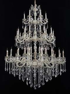 Каскадные люстры бежевого цвета