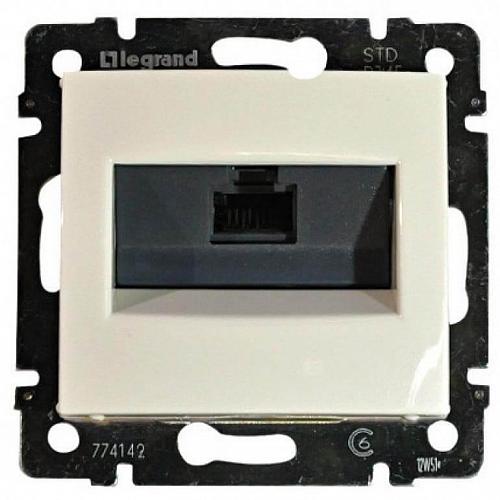 Розетка компьютерная RJ45 Legrand Valena 6 кат UTP на винтах слоновая кость 774142