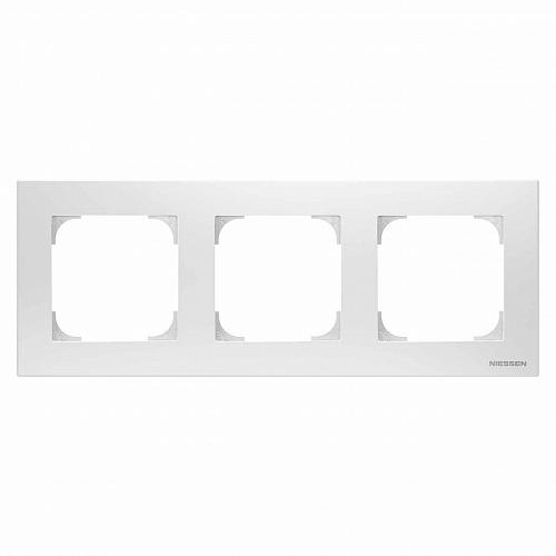 Рамка 3-постовая ABB Sky альпийский белый 2CLA857300A1101