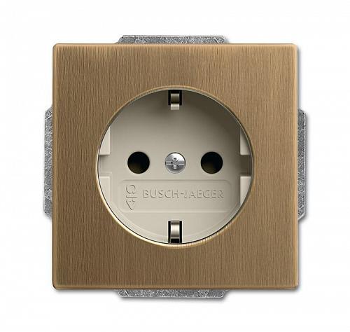 Розетка ABB Dynasty Schuko с/з 16A 250V со шторками винтовой зажим латунь античная/слоновая кость 2CKA002011A6245