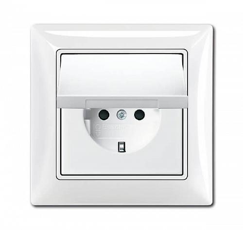 Розетка ABB Basic55 Schuko с/з 16A 250V IP44 с крышкой безвинтовой зажим альпийский белый 2CKA002018A1505