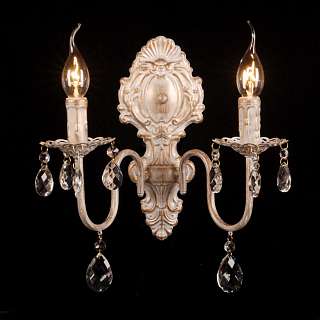 Бра с двумя плафонами с золотистой поверхностью