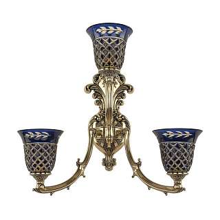 Бра с тремя плафонами синего цвета