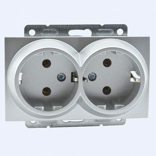 Розетка 2К+З двойная Mono Electric Despina/ Larissa 16A 250V винтовое подключение серебро 500-002104-120