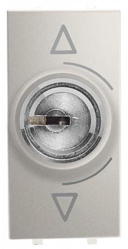 Переключатель с ключом на 3 положения ABB Zenit альпийский серебро 2CLA215310N1301