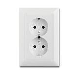 Розетка ABB 2CKA002021A0378